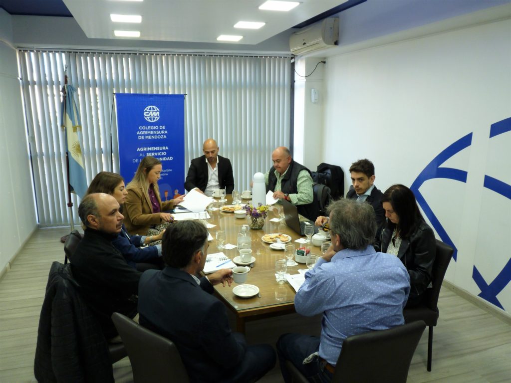 Regularización y saneamiento de títulos en Mendoza - Javier Oyhenart, presidente del CAM