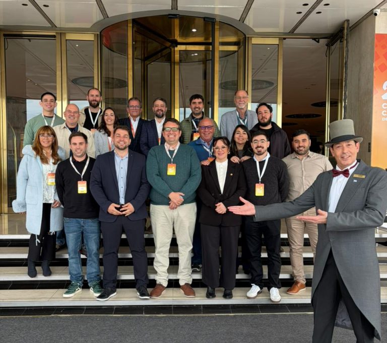 La agrimensura mendocina, presente en el histórico Congreso Catastral del Bicentenario